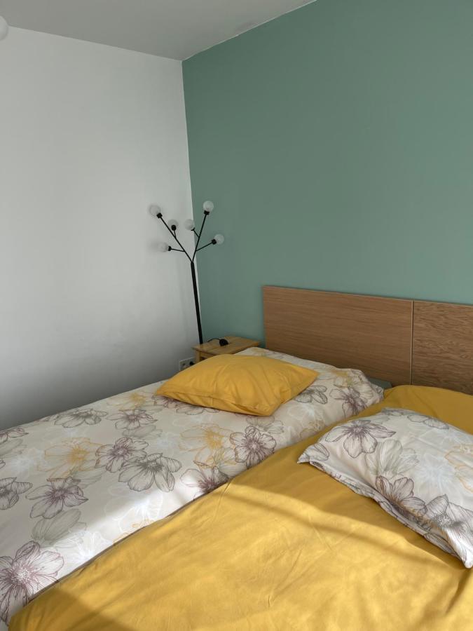 Fokus Praktijkhuis Hotel Десел Екстериор снимка